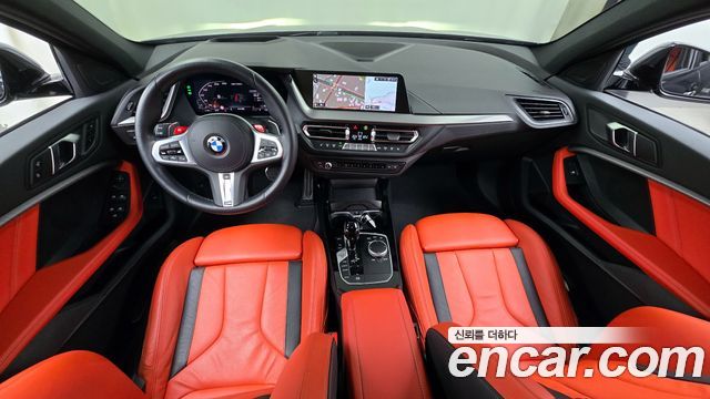 BMW 1 серии 2023