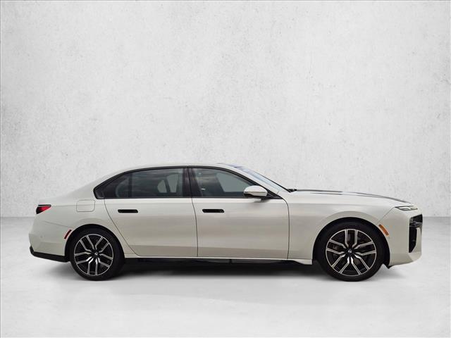 BMW 760 2024