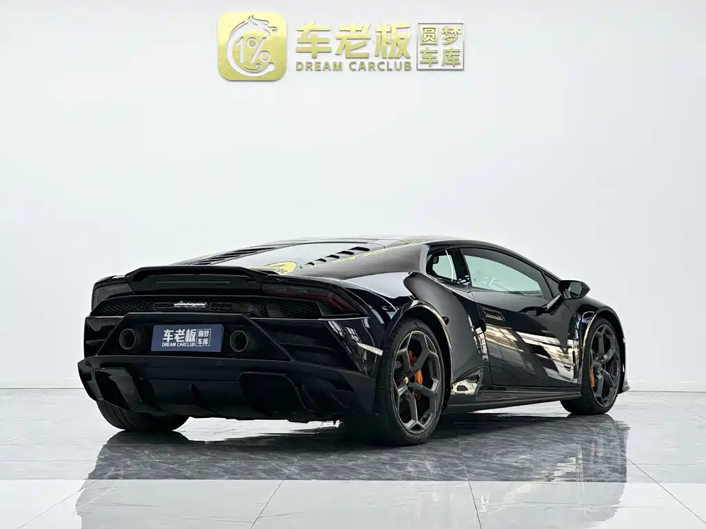 Lamborghini Huracán 2023