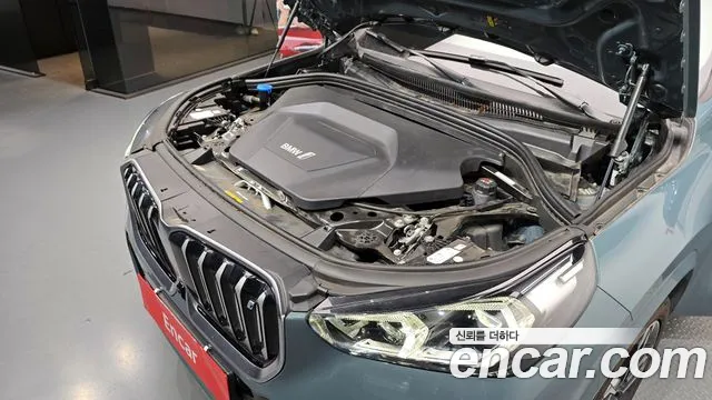 BMW iX1 2023