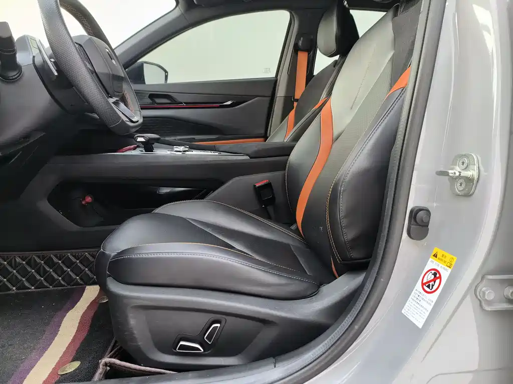 Changan UNI-V 2023