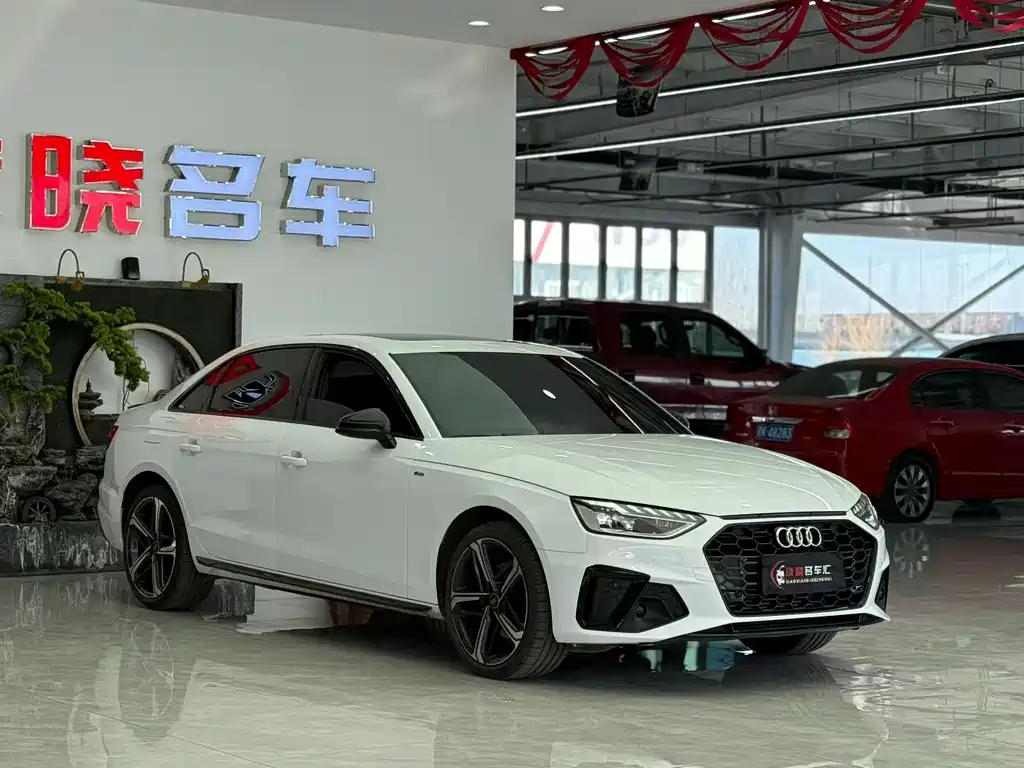 Audi A4 2024
