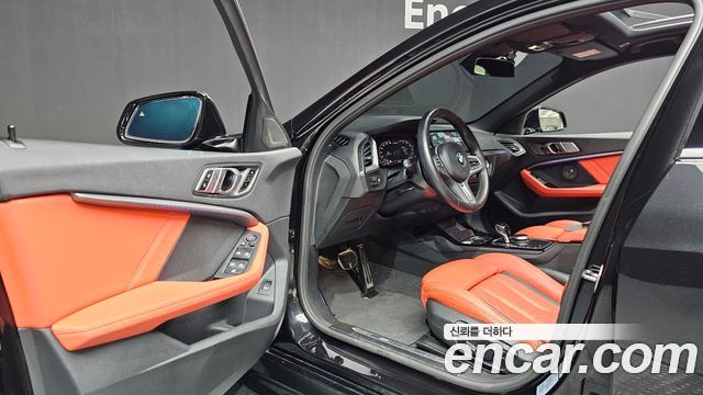 BMW 1 серии 2022