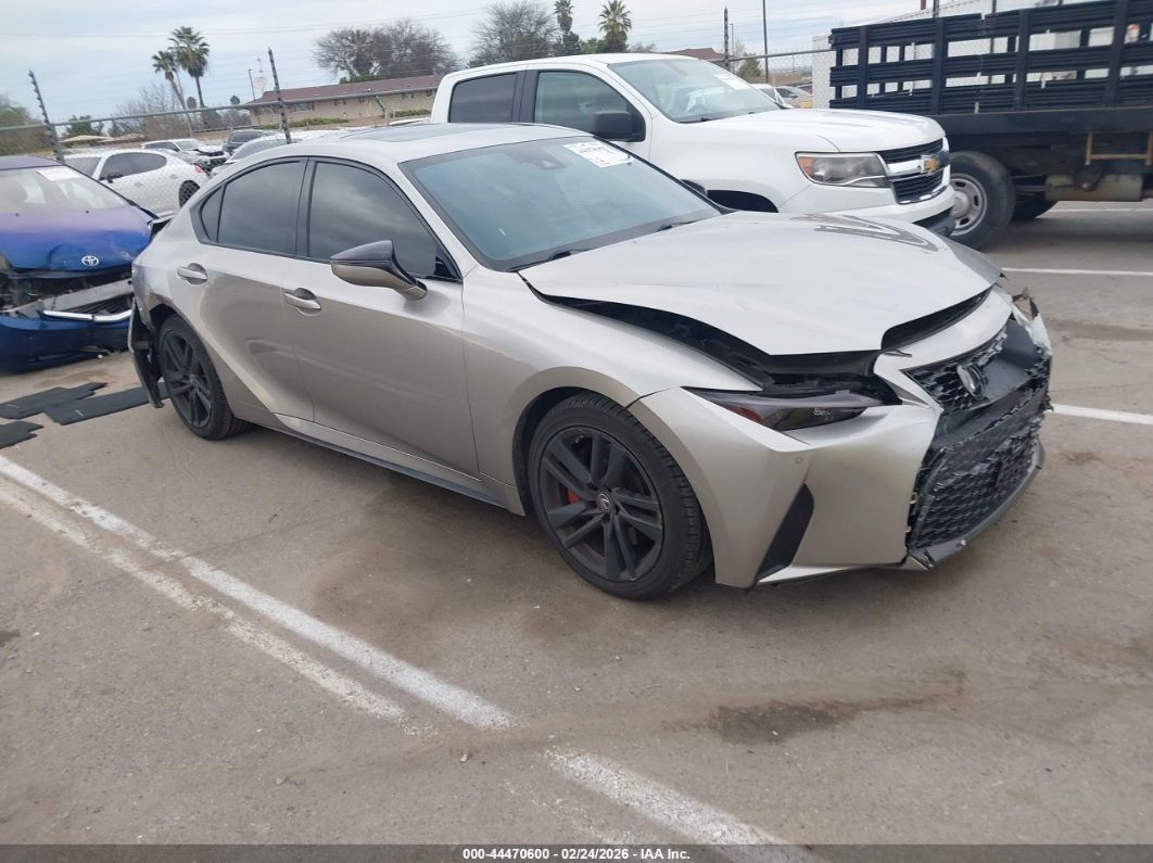 Lexus IS 300 2021
