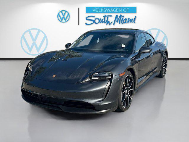 Porsche Taycan 2023