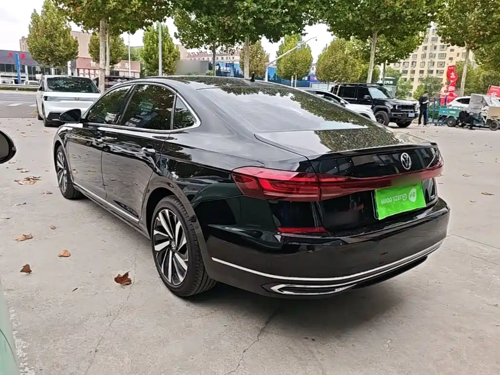 Volkswagen Passat 2023