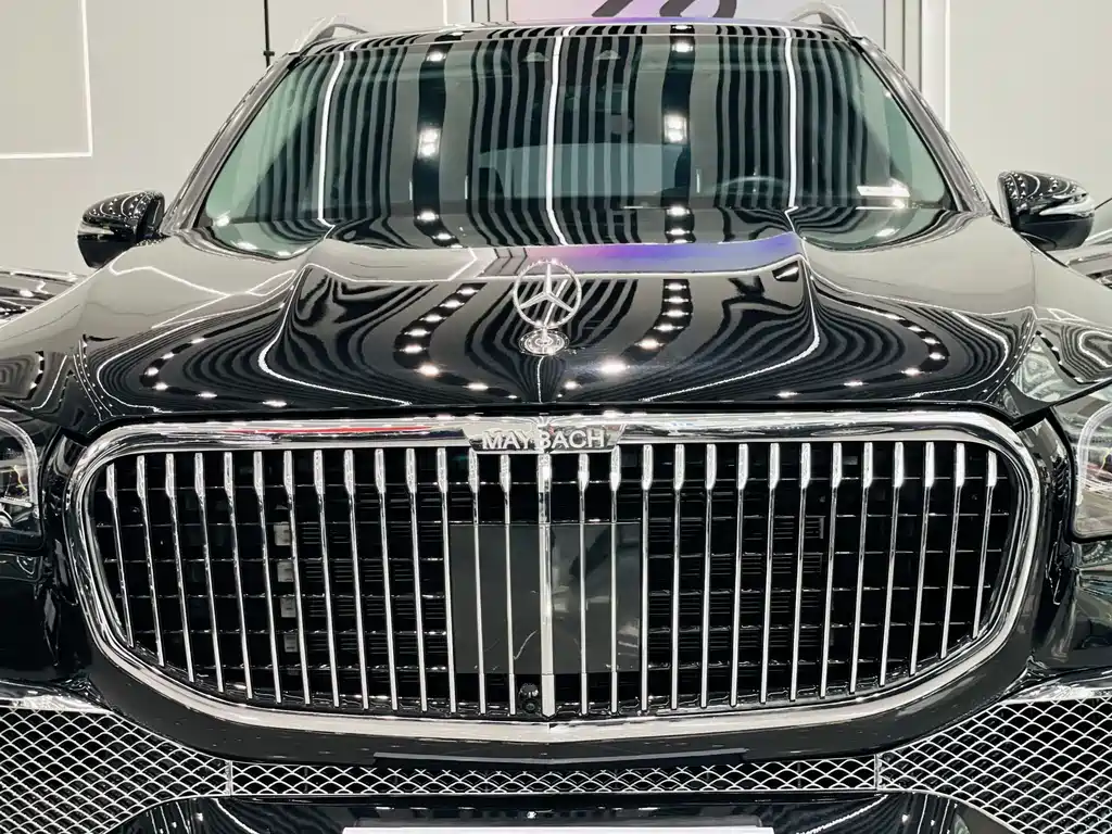 Mercedes-Benz GLS 2023