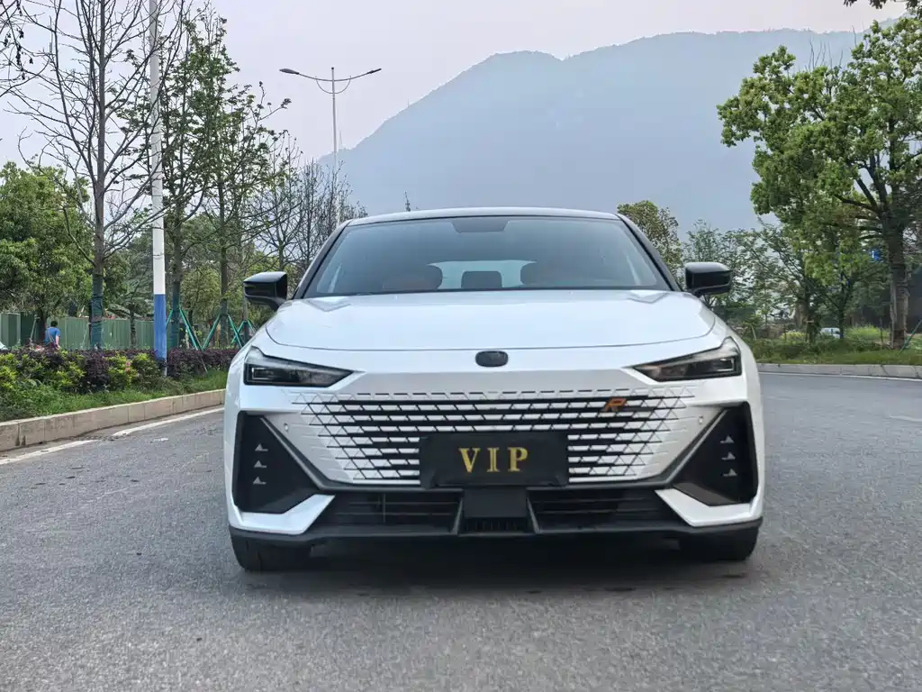 Changan UNI-V 2023