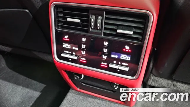 Porsche Cayenne 2022