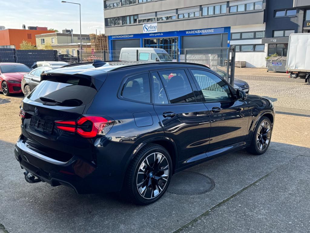BMW iX3 2022