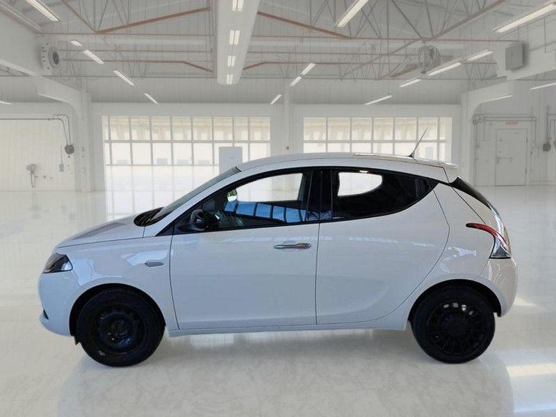 Lancia Ypsilon 2023
