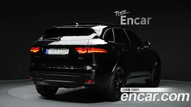 Jaguar F-Pace 2020