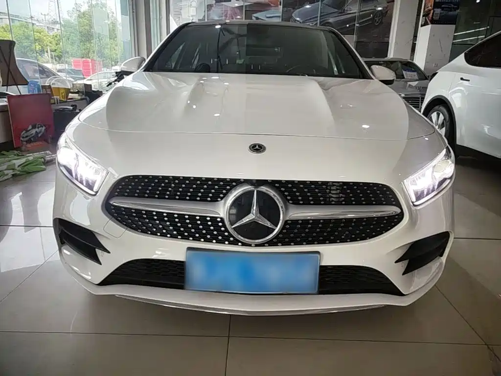 Mercedes-Benz A-Класс 2021