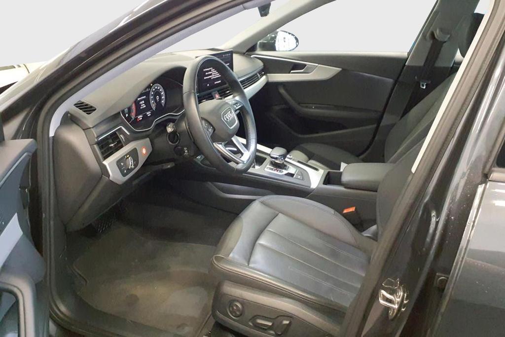 Audi A4 2023