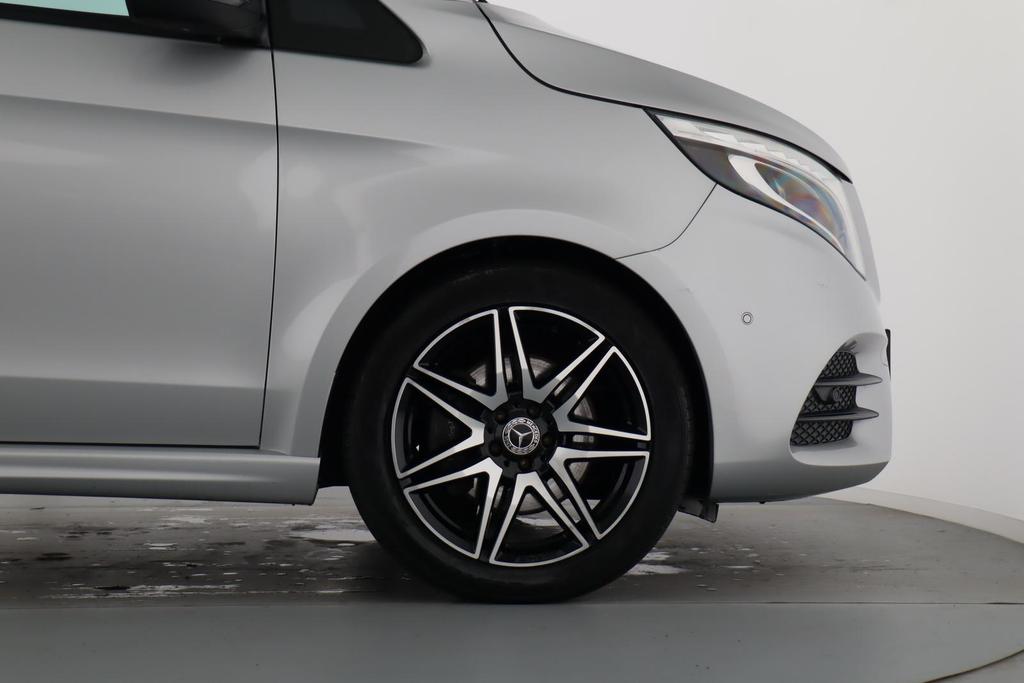Mercedes-Benz V 300 2022