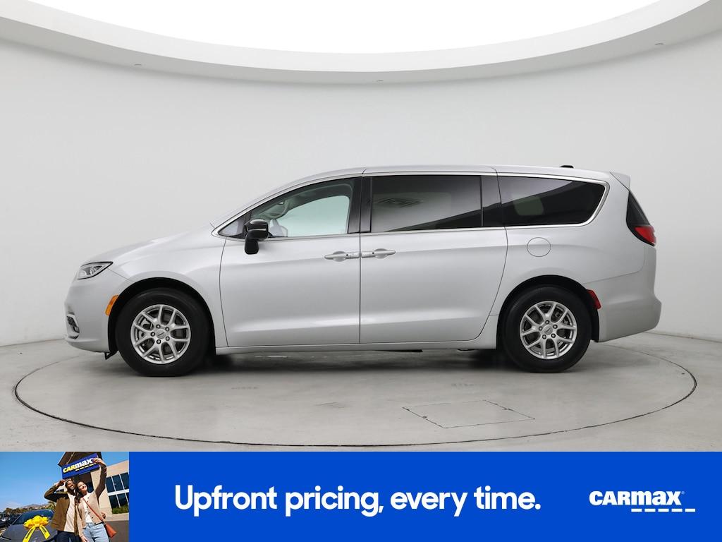 Chrysler Pacifica 2024