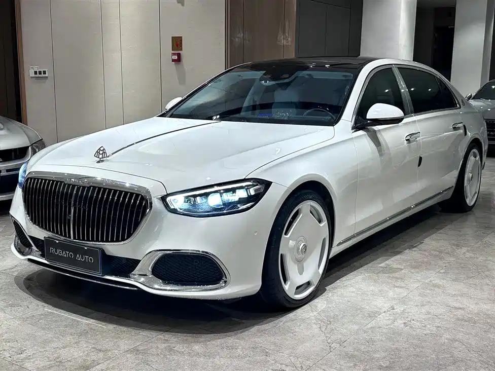 Mercedes-Benz Maybach S-Класс 2021
