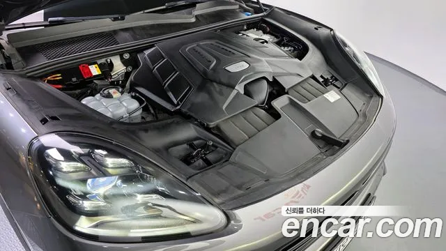 Porsche Cayenne 2020
