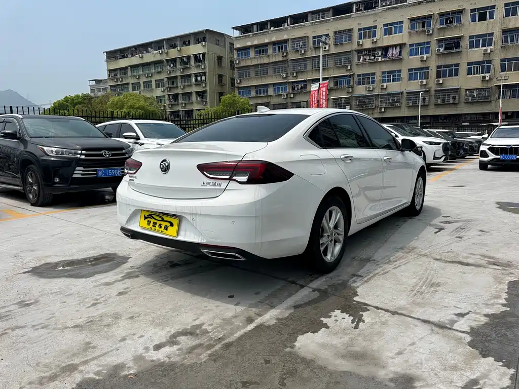 Buick Regal 2022