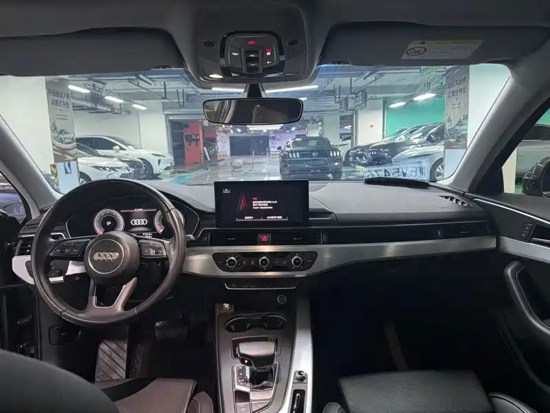 Audi A4 2022