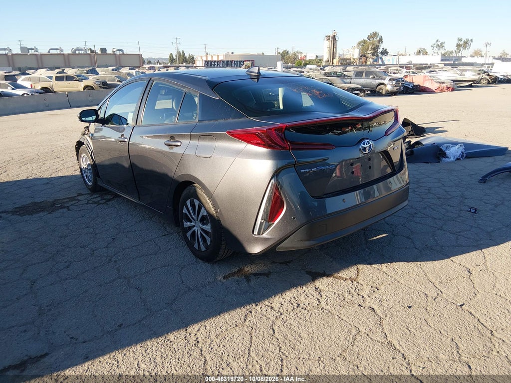 Toyota Prius 2021