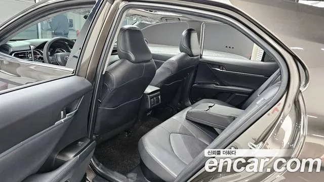 Toyota Camry 2023