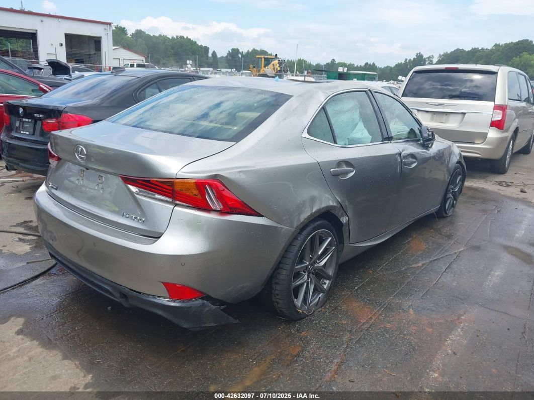 Lexus IS 300 2020