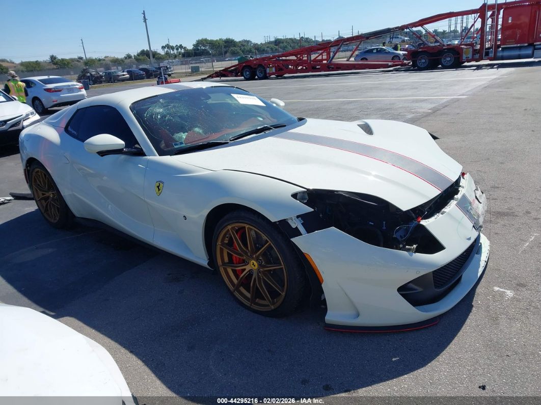 Ferrari 812 2022