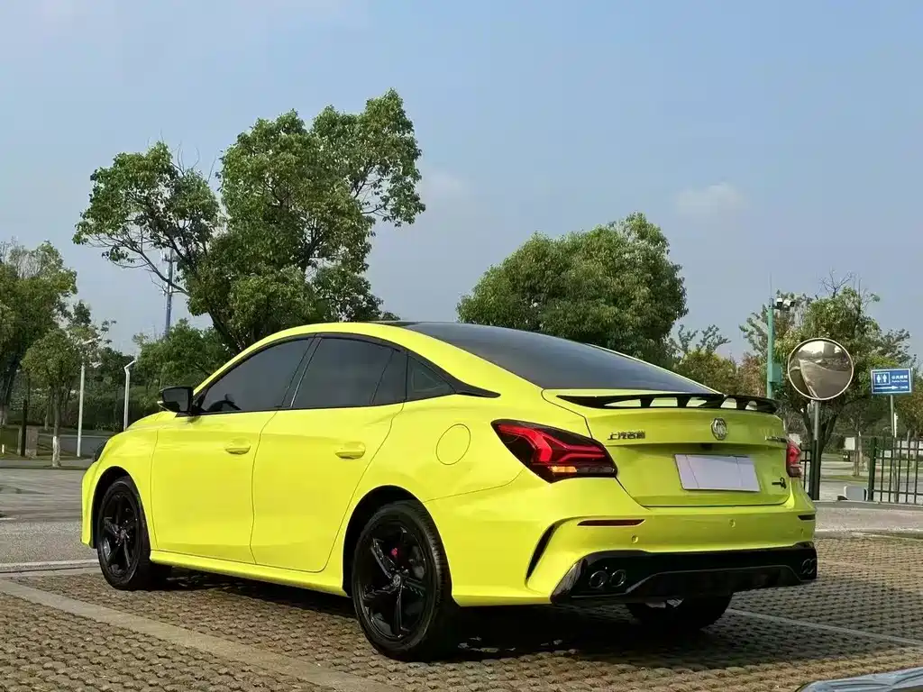 MG MG5 2023