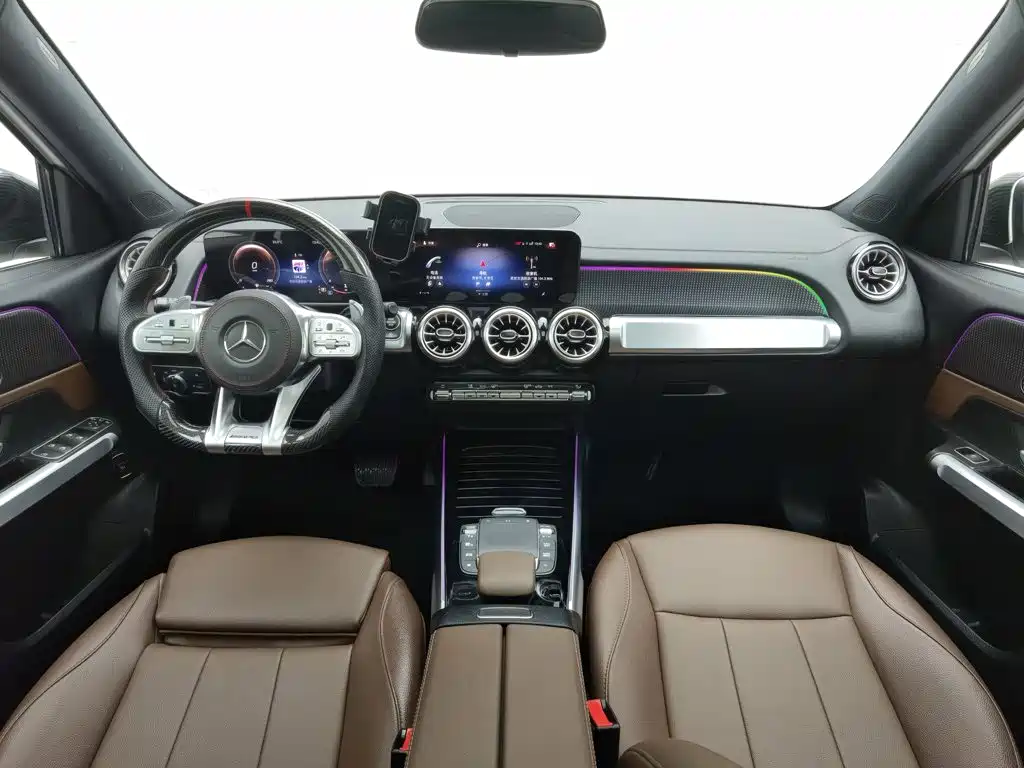 Mercedes-Benz GLB 2023