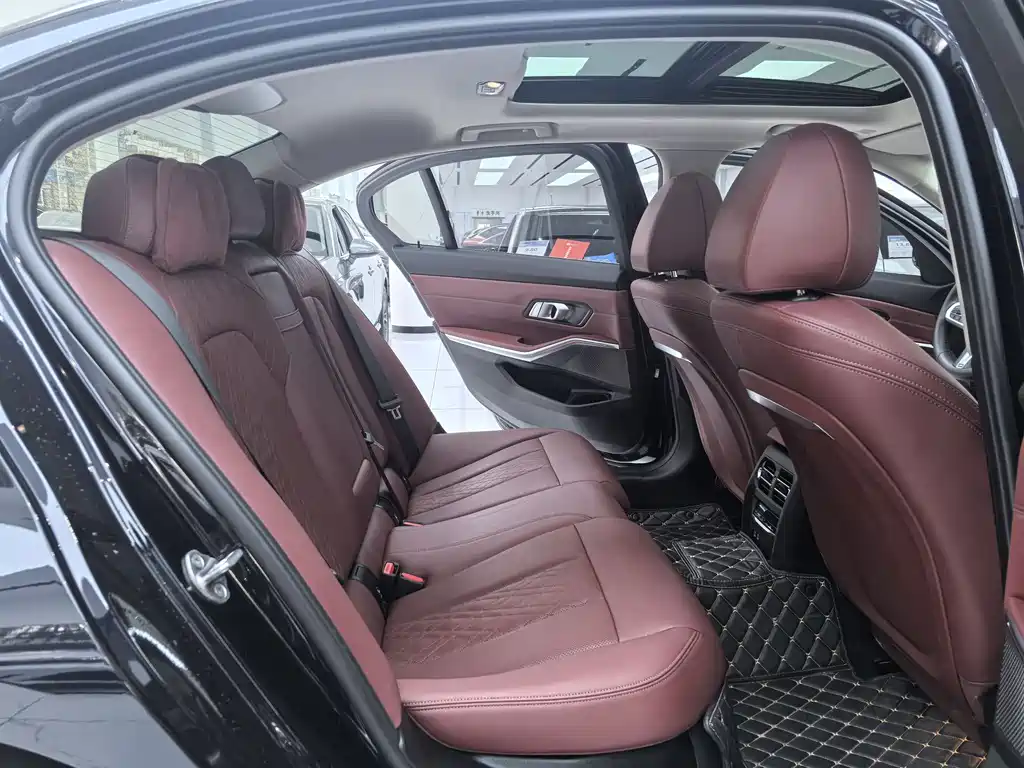 BMW i3 2023