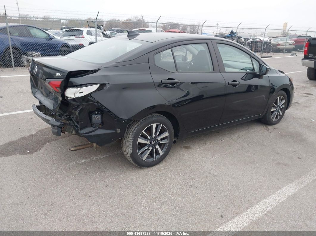 Nissan Versa 2021