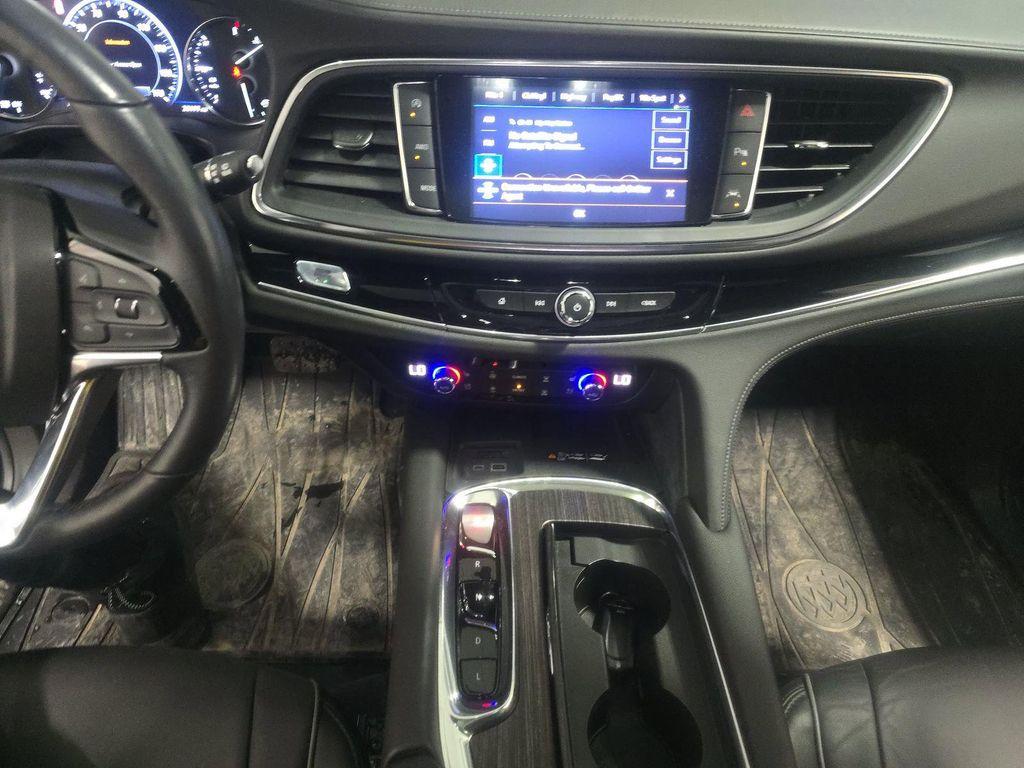 Buick Enclave 2024