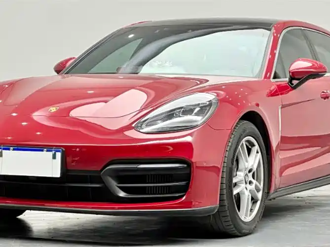 Porsche Panamera 2022