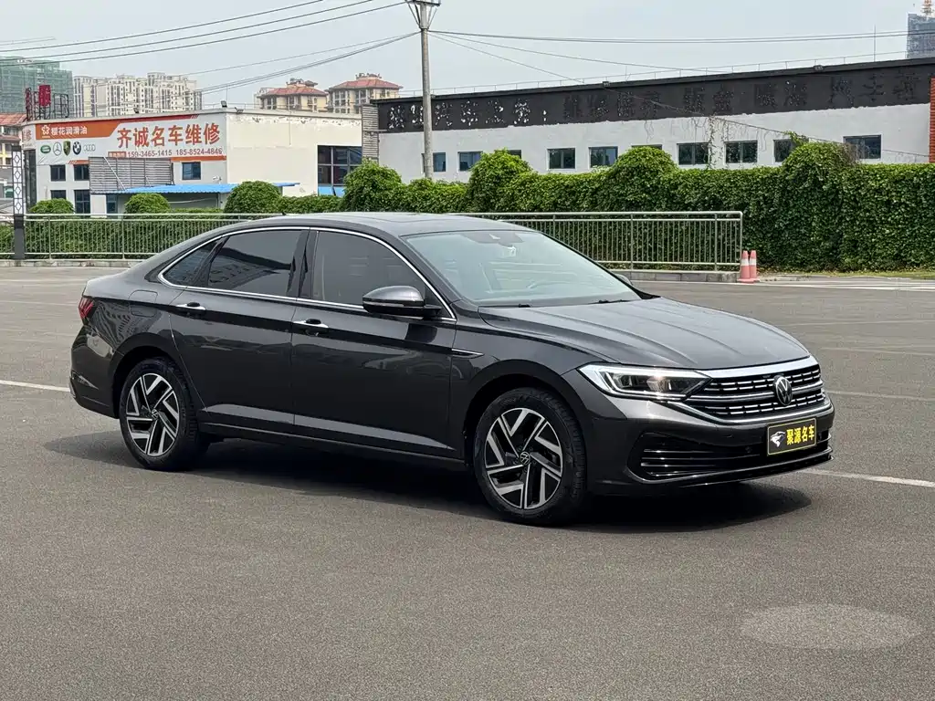 Volkswagen Jetta 2023