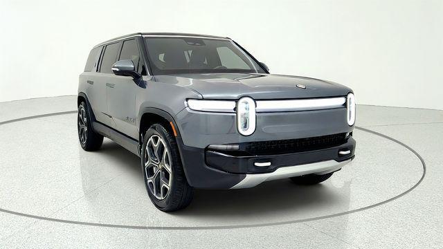 Rivian R1S 2025