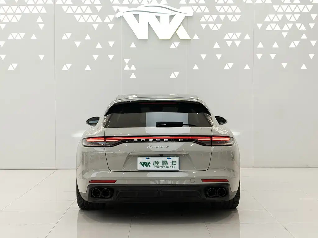Porsche Panamera 2022