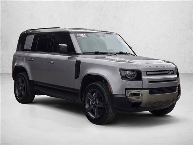 Land Rover Defender 2024