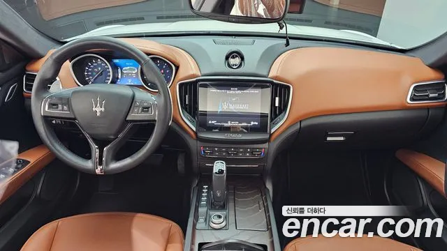Maserati Ghibli 2020