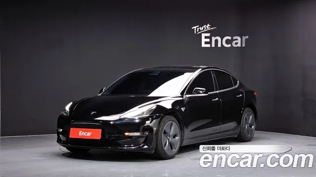 Tesla Model 3 2020