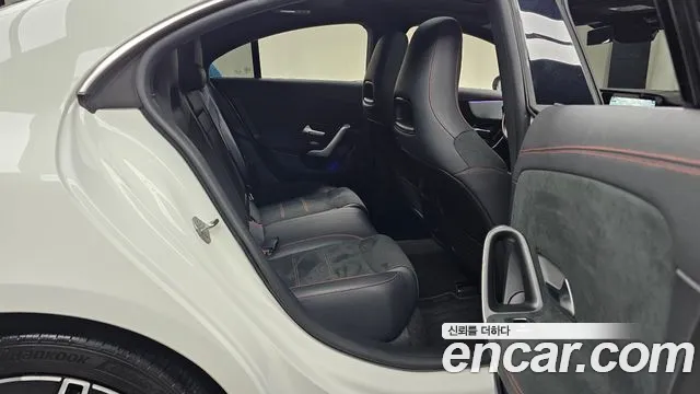 Mercedes-Benz CLA 2022