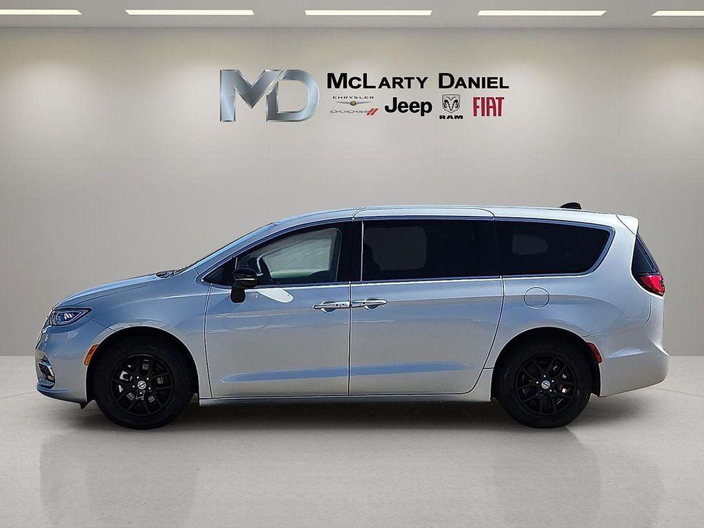 Chrysler Pacifica 2024