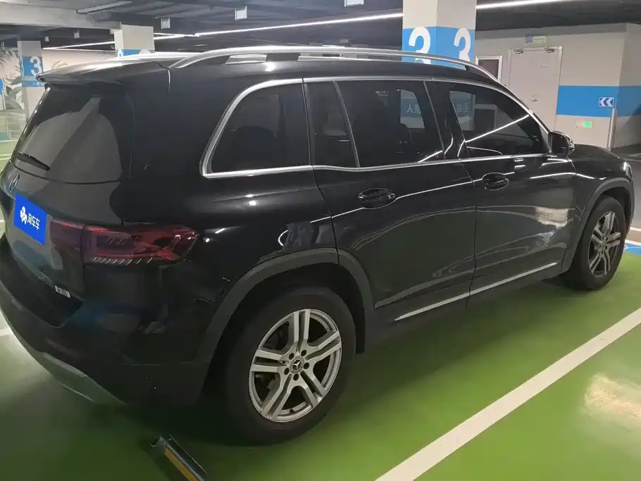 Mercedes-Benz GLB 2022