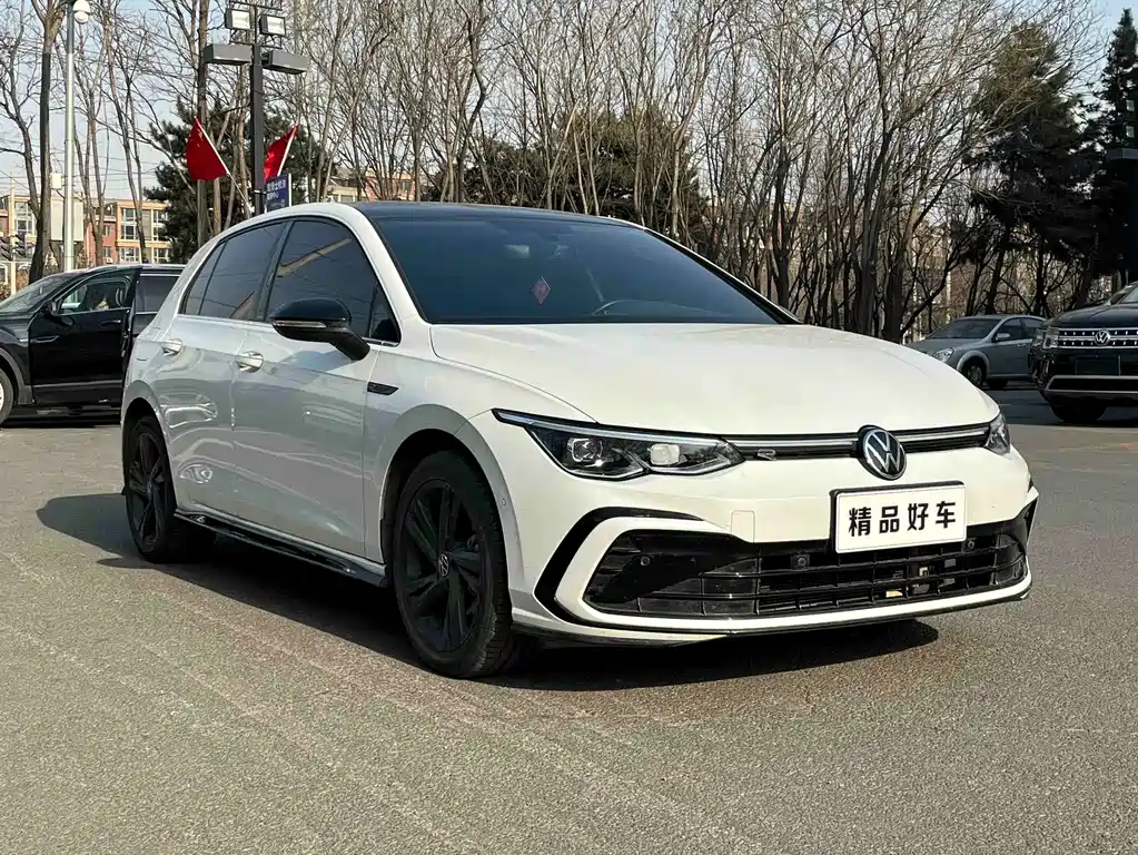Volkswagen Golf 2023