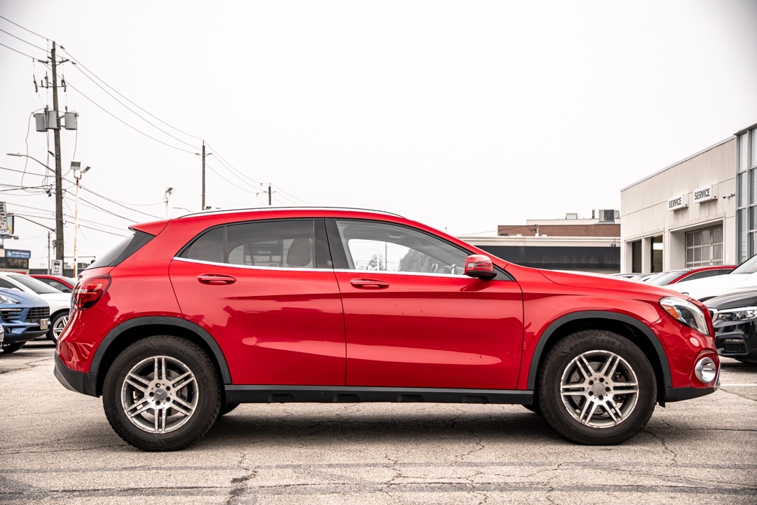 Mercedes-Benz GLA 2020