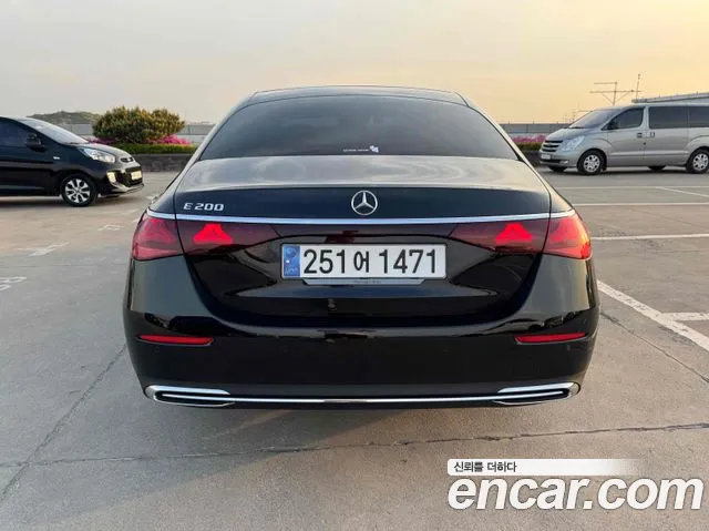 Mercedes-Benz E-Класс 2025
