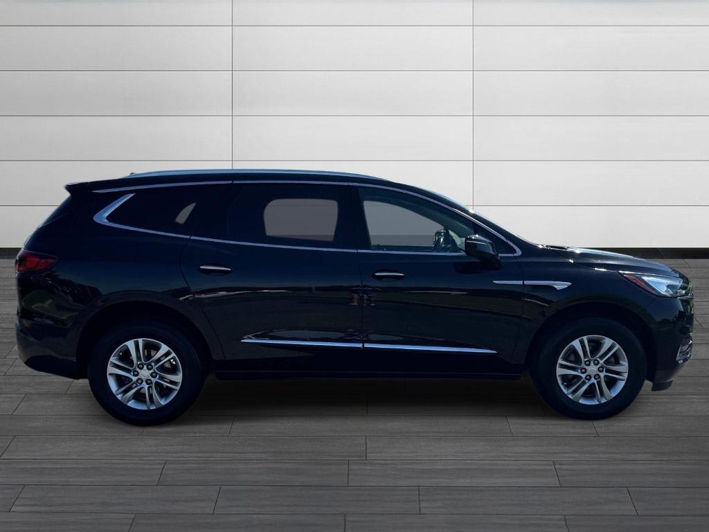 Buick Enclave 2021