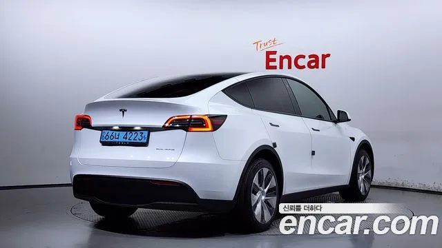 Tesla Model Y 2022