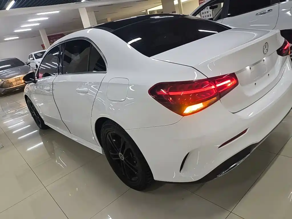 Mercedes-Benz A-Класс 2021