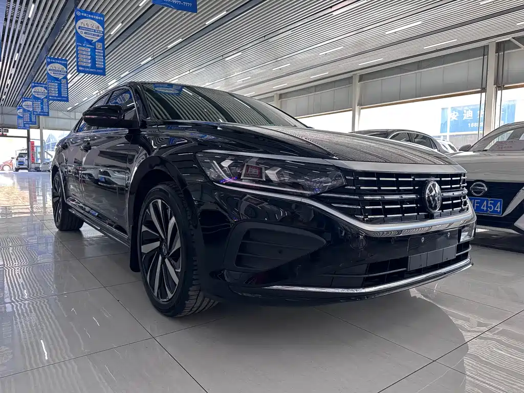 Volkswagen Passat 2024